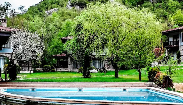 Етно Комплекс Канарата